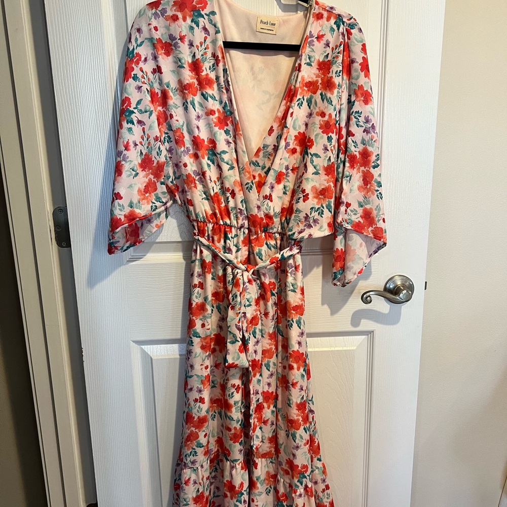 Never worn Peach Love California Floral Midi Dress